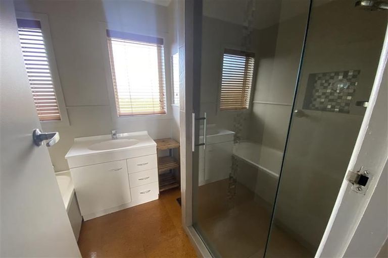 Photo of property in 79 Knighton Road, Hillcrest, Hamilton, 3216