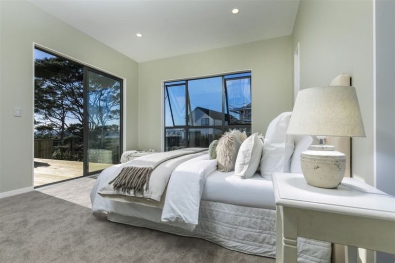 Photo of property in 7 Kano Way, Hobsonville, Auckland, 0616