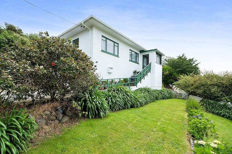 Photo of property in 215 Ngamotu Road, Spotswood, New Plymouth, 4310
