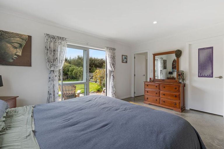 Photo of property in 14 Mahoetahi Road, Sentry Hill, Waitara, 4382