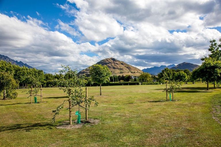 Photo of property in 8/188 Domain Road, Speargrass Flat, Queenstown, 9371