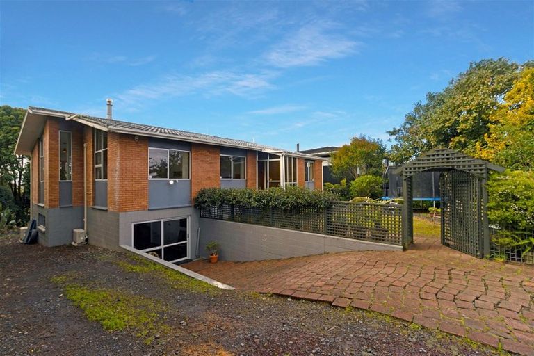 Photo of property in 151 Waimumu Road, Massey, Auckland, 0614