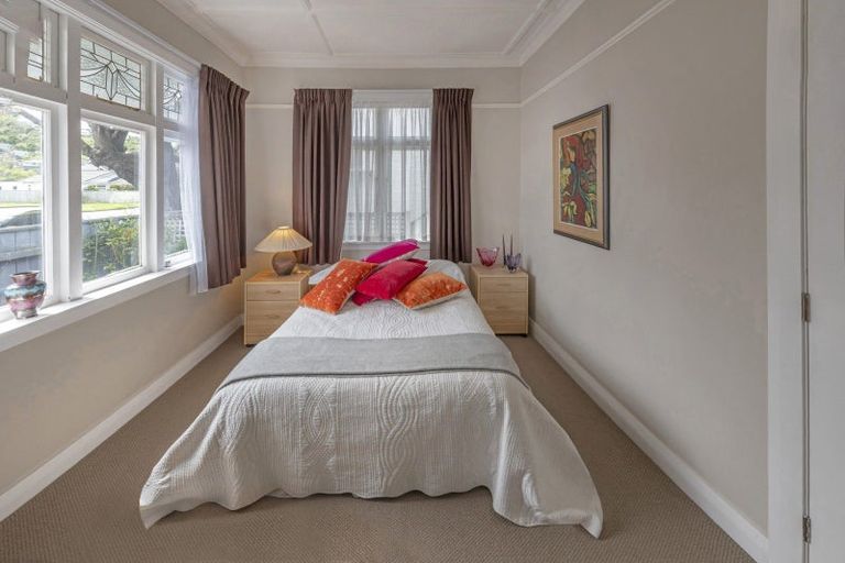 Photo of property in 72 Park Road, Miramar, Wellington, 6022