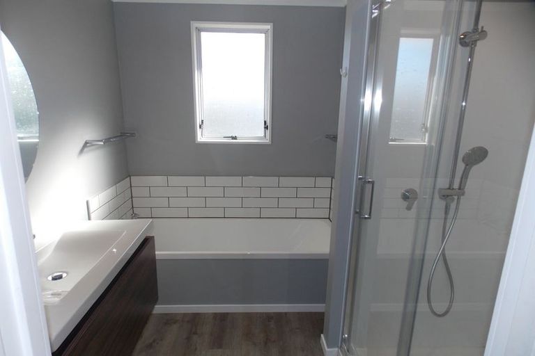 Photo of property in 9 Paradise Place, Milson, Palmerston North, 4414