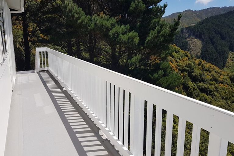 Photo of property in 14 Winnipeg Way, Kingston, Wellington, 6021