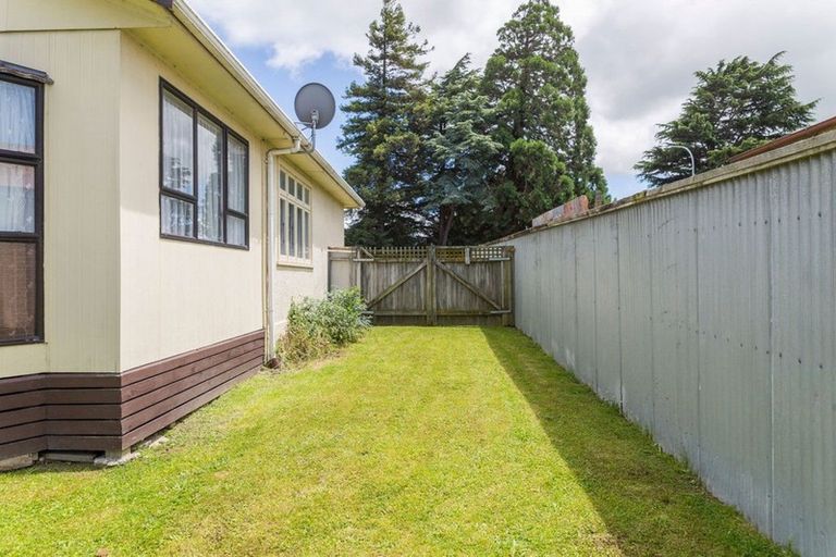 Photo of property in 6 Stanley Street, Dannevirke, 4930