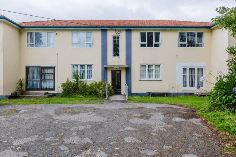 Photo of property in 3/288 College Street, West End, Palmerston North, 4410