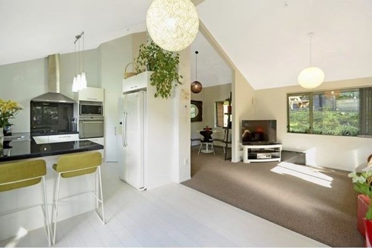 Photo of property in 3/179 Mokoia Road, Birkenhead, Auckland, 0626