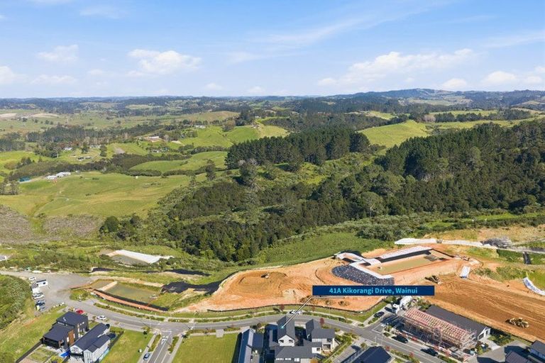 Photo of property in 41a Kikorangi Drive, Wainui, 0992