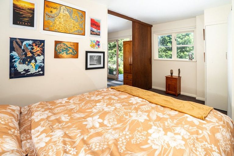 Photo of property in 13 Leveson Street, Strathmore Park, Wellington, 6022