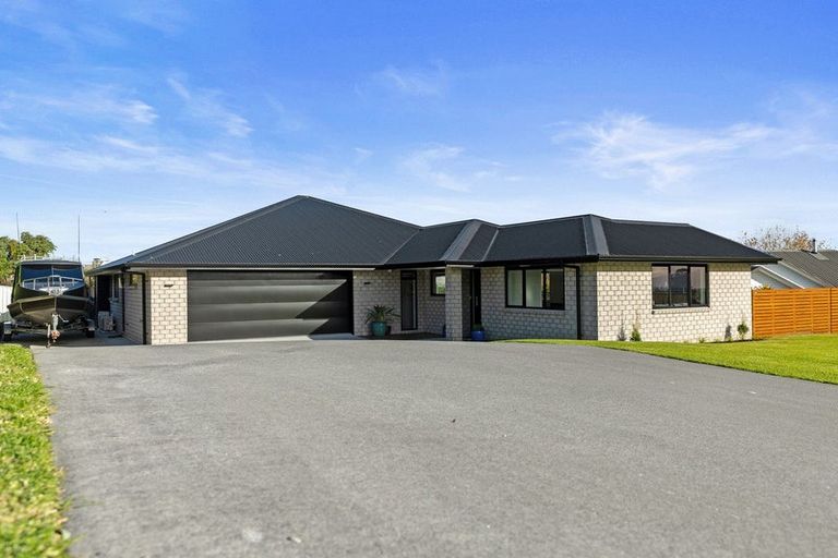 Photo of property in 3 Olive Close, Omokoroa, 3114