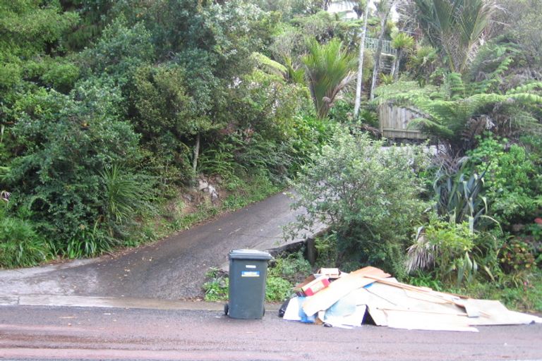 Photo of property in 179 Woodlands Park Road, Titirangi, Auckland, 0604