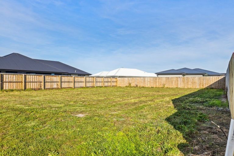 Photo of property in 24 Greig Crescent, Amberley, 7481