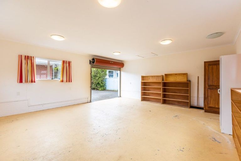 Photo of property in 4 Luton Street, Hokowhitu, Palmerston North, 4410