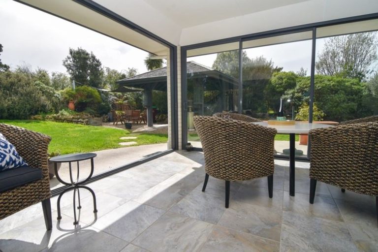 Photo of property in 7 The Glade, Carterton, 5713