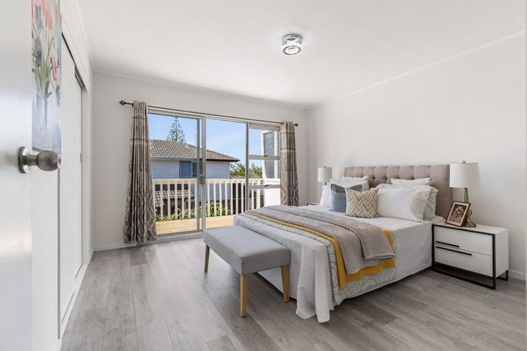 Photo of property in 1/100 Titirangi Road, New Lynn, Auckland, 0600