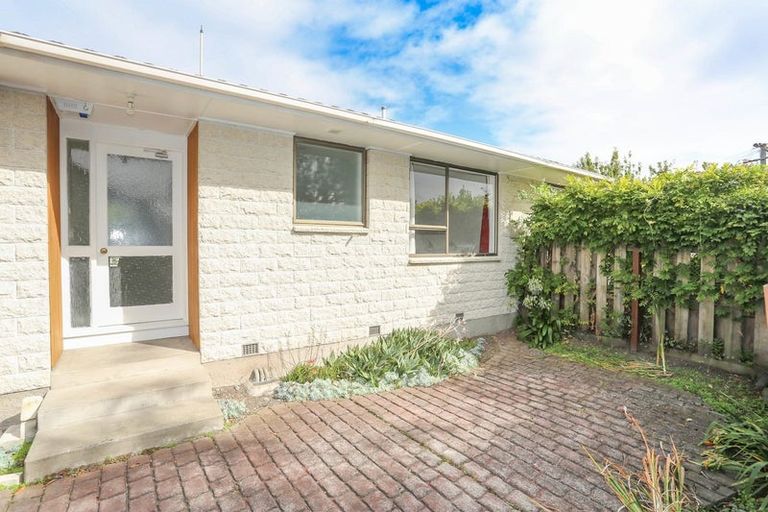 Photo of property in 1/17 Lloyd Street, Strowan, Christchurch, 8052
