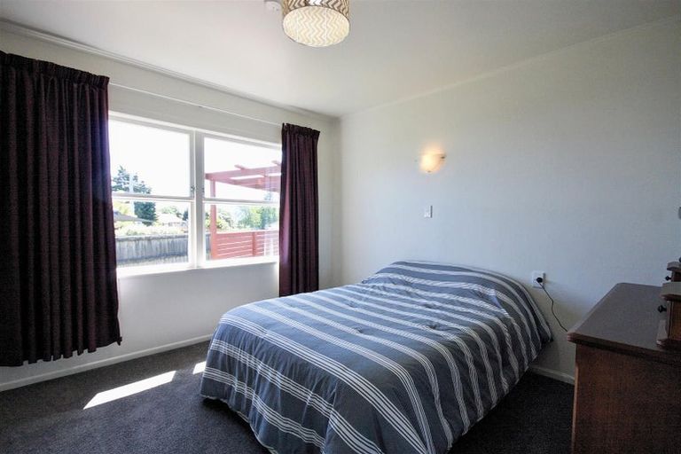 Photo of property in 5 Porikapa Road, Owhata, Rotorua, 3010