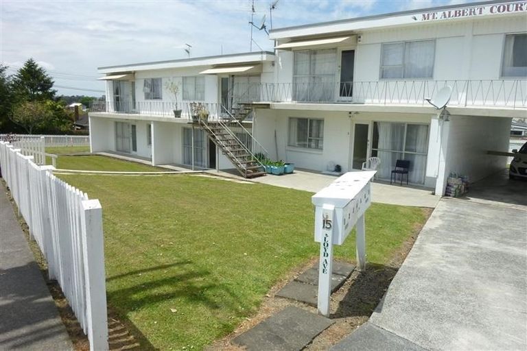 Photo of property in 1/15 Lloyd Avenue, Mount Albert, Auckland, 1025