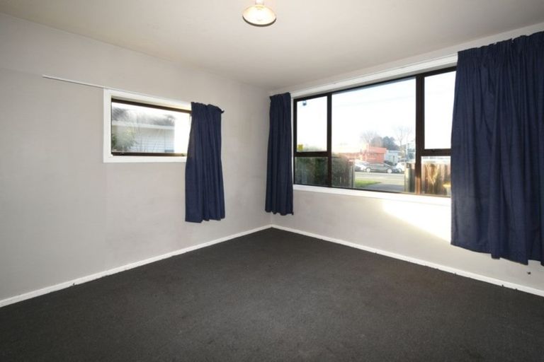 Photo of property in 127 Marshland Road, Shirley, Christchurch, 8061