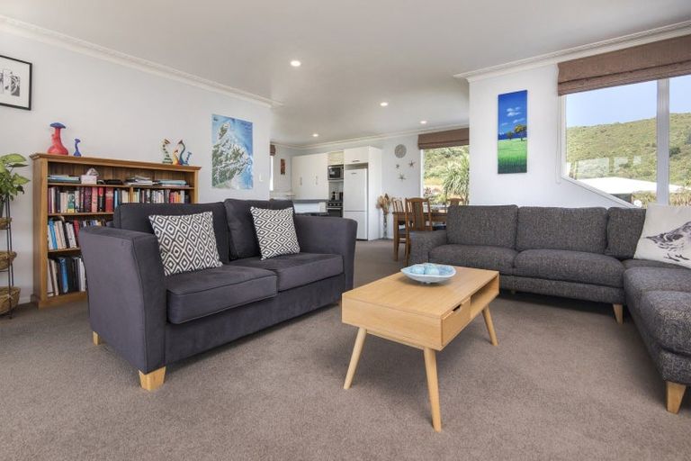 Photo of property in 1 Matai Place, Waikawa, Picton, 7220