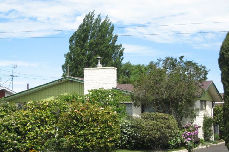Photo of property in 94 Daniels Road, Redwood, Christchurch, 8051