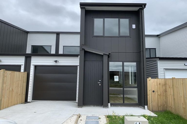 Photo of property in 41 Kaha Road, Takanini, 2110