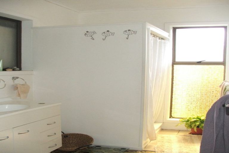 Photo of property in 1/37 Lynwood Road, New Lynn, Auckland, 0600