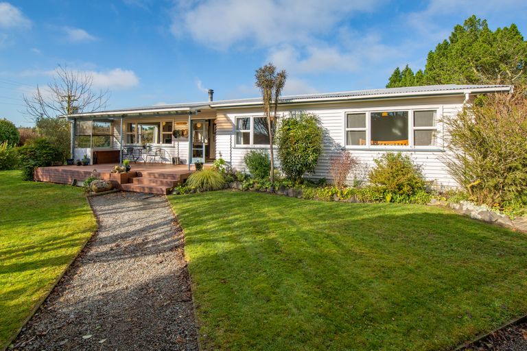 Photo of property in 974 Wolffs Road, West Eyreton, Rangiora, 7476