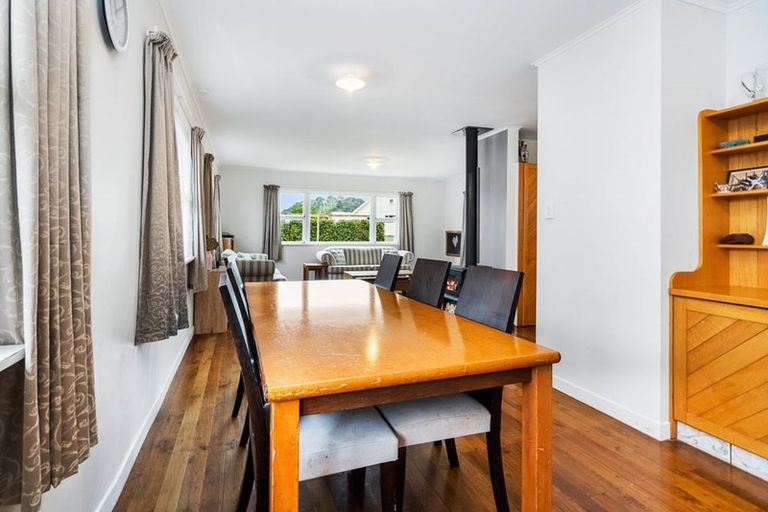 Photo of property in 5 Tauraroa Road, Maungakaramea, Whangarei, 0178