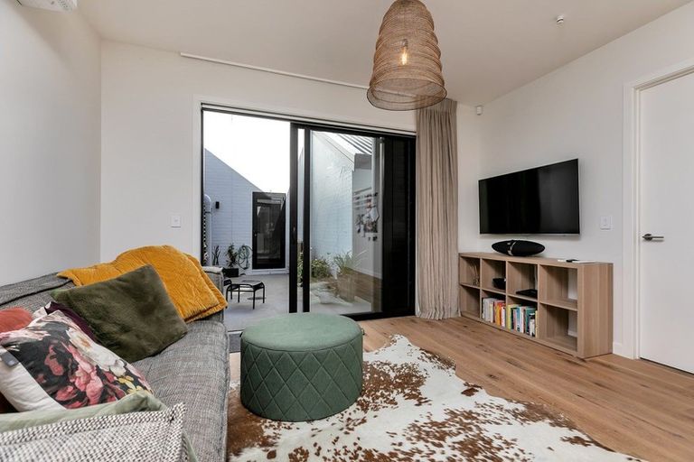 Photo of property in 14 Jack Seabrook Road, Hobsonville, Auckland, 0616