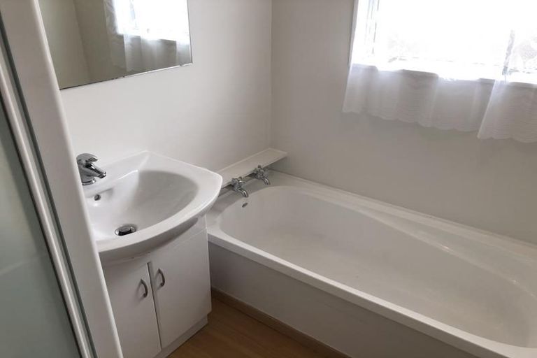 Photo of property in 446b Fergusson Drive, Heretaunga, Upper Hutt, 5018