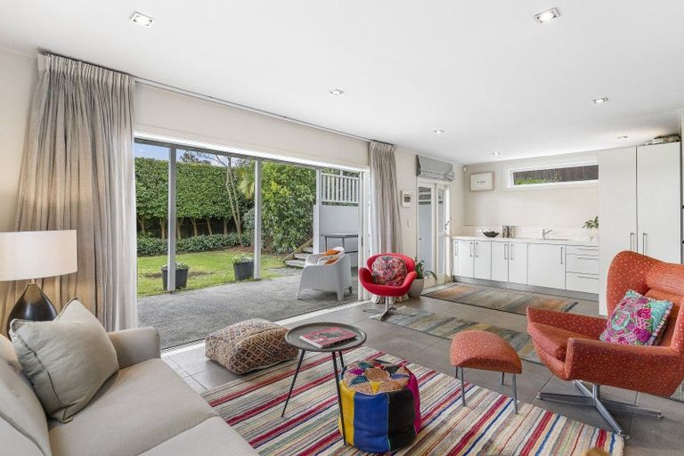 Photo of property in 15 Grosvenor Street, Grey Lynn, Auckland, 1021
