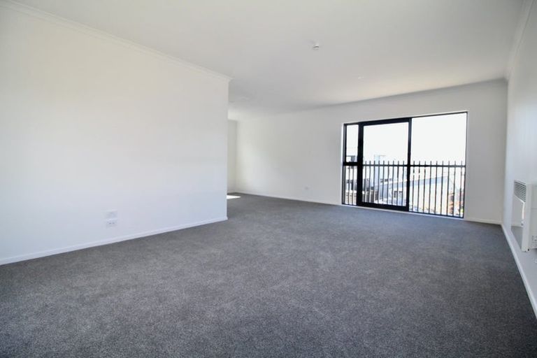 Photo of property in 64 Nugget Avenue, Hobsonville, Auckland, 0616