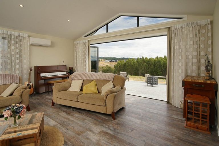 Photo of property in 77 Galeo Road, Redwood Valley, Richmond, 7081