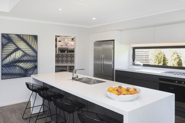 Photo of property in 14 Kingsdowne Drive, West Melton, 7618