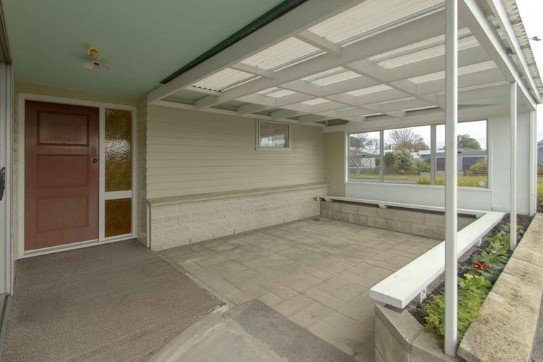 Photo of property in 19 Fife Crescent, Tamatea, Napier, 4112
