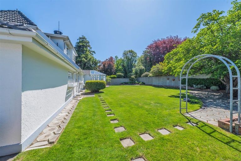 Photo of property in 66 Clyde Road, Ilam, Christchurch, 8041