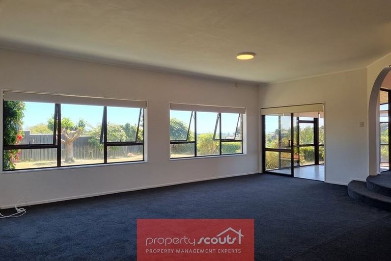 Photo of property in 48 Truby King Street, Merrilands, New Plymouth, 4312