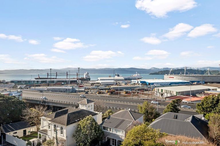 Photo of property in Newman Court Apartments, 2 Newman Terrace, Thorndon, Wellington, 6011