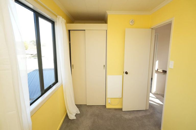 Photo of property in 14 Stirling Crescent, Hokowhitu, Palmerston North, 4410