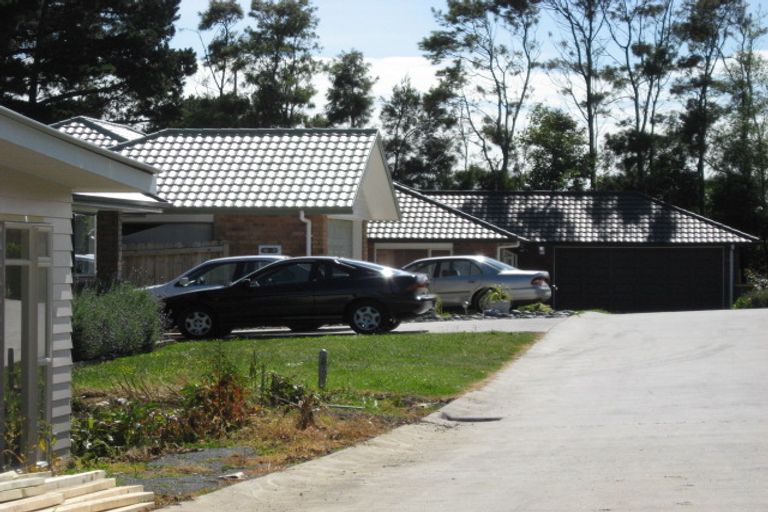 Photo of property in 58 Crawford Avenue, Mangere Bridge, Auckland, 2022