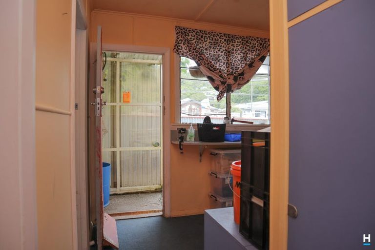 Photo of property in 21 Thompson Street, Greymouth, 7805