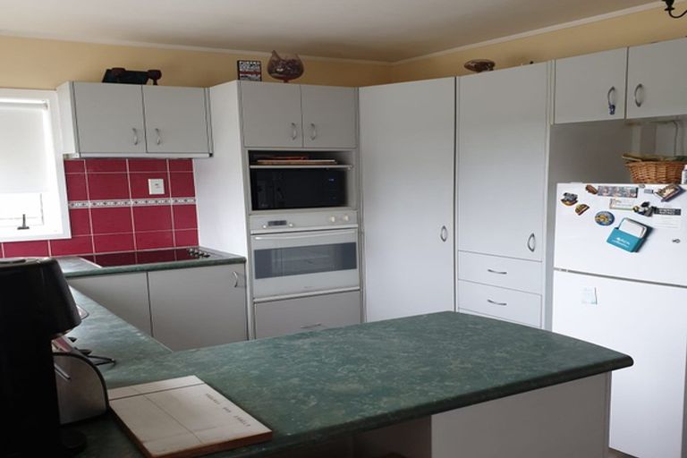 Photo of property in 1 Belgium Street, Waiuku, 2123