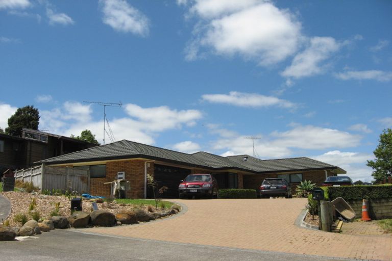 Photo of property in 6 Marvel Way, Pukekohe, 2120