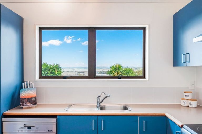 Photo of property in 48 Eureka Place, Parahaki, Whangarei, 0112