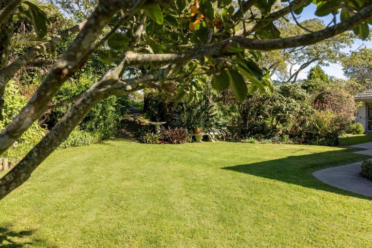 Photo of property in 16 Gunbar Drive, Welcome Bay, Tauranga, 3175