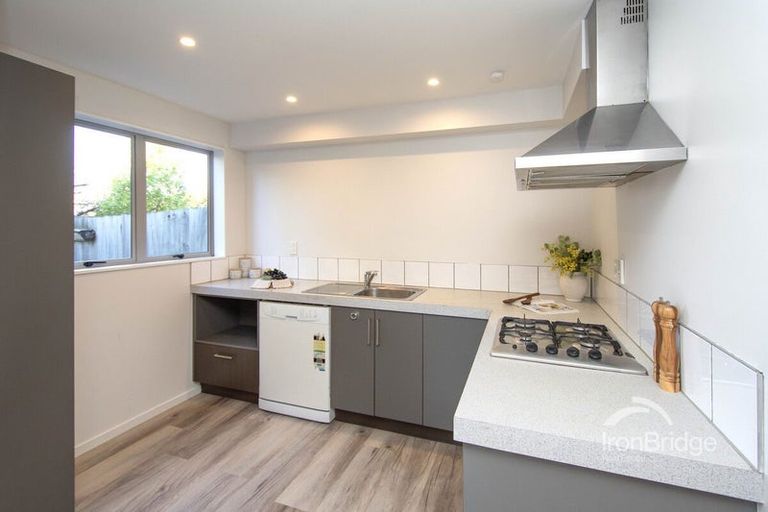 Photo of property in 506a Barbadoes Street, Edgeware, Christchurch, 8013