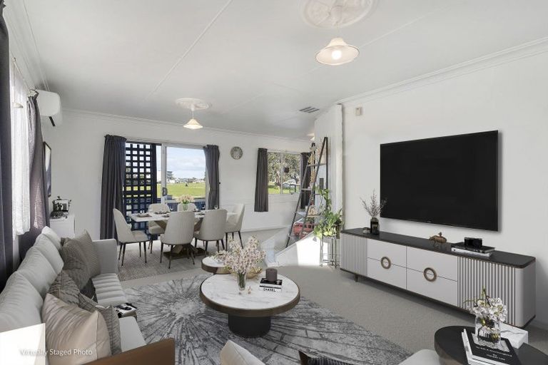 Photo of property in 304 Dickson Road, Papamoa Beach, Papamoa, 3118