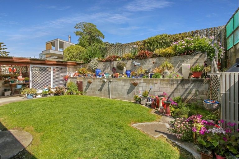 Photo of property in 59 Rua Avenue, Waitarere Beach, Levin, 5510